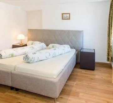 Reich Hotel 3*